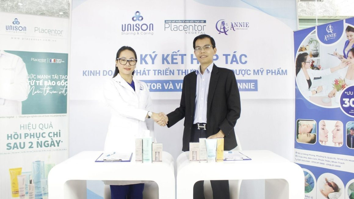 LỄ KÝ KẾT HỢP TÁC KINH DOANH PHÁT TRIỂN THƯƠNG HIỆU DƯỢC MỸ PHẨM PLACENTOR VÀ VIỆN THẨM MỸ ANNIE LỄ KÝ KẾT HỢP TÁC KINH DOANH PHÁT TRIỂN THƯƠNG HIỆU DƯỢC MỸ PHẨM PLACENTOR VÀ VIỆN THẨM MỸ ANNIE